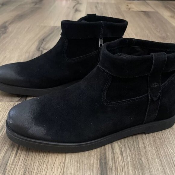 Brand new UGG Women's sz 10 Josefene Cuff Boot Black Suede Zip Pull On Bootie - Picture 3 of 7